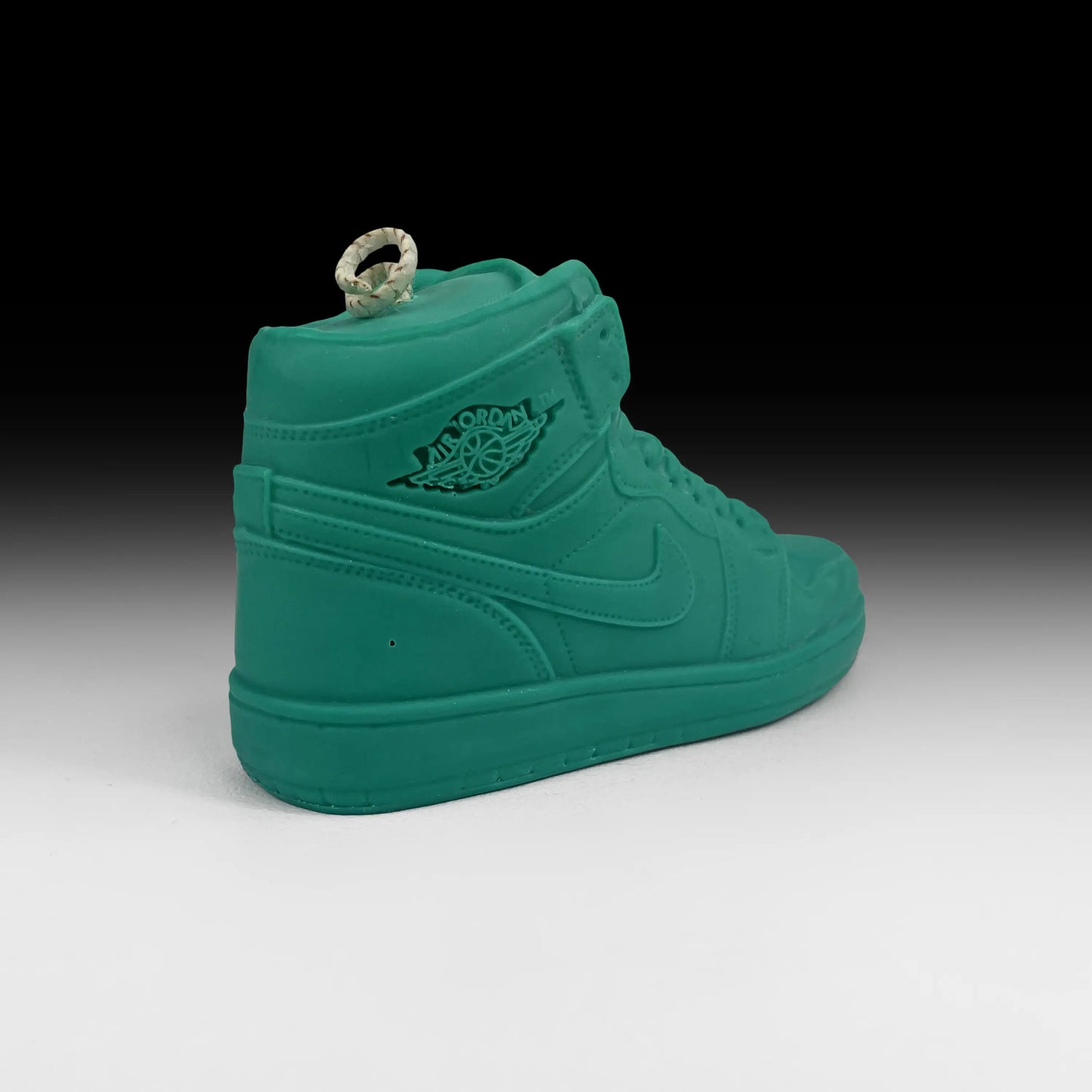 Bougie Sneaker AJ1 High - Menthe Verveine