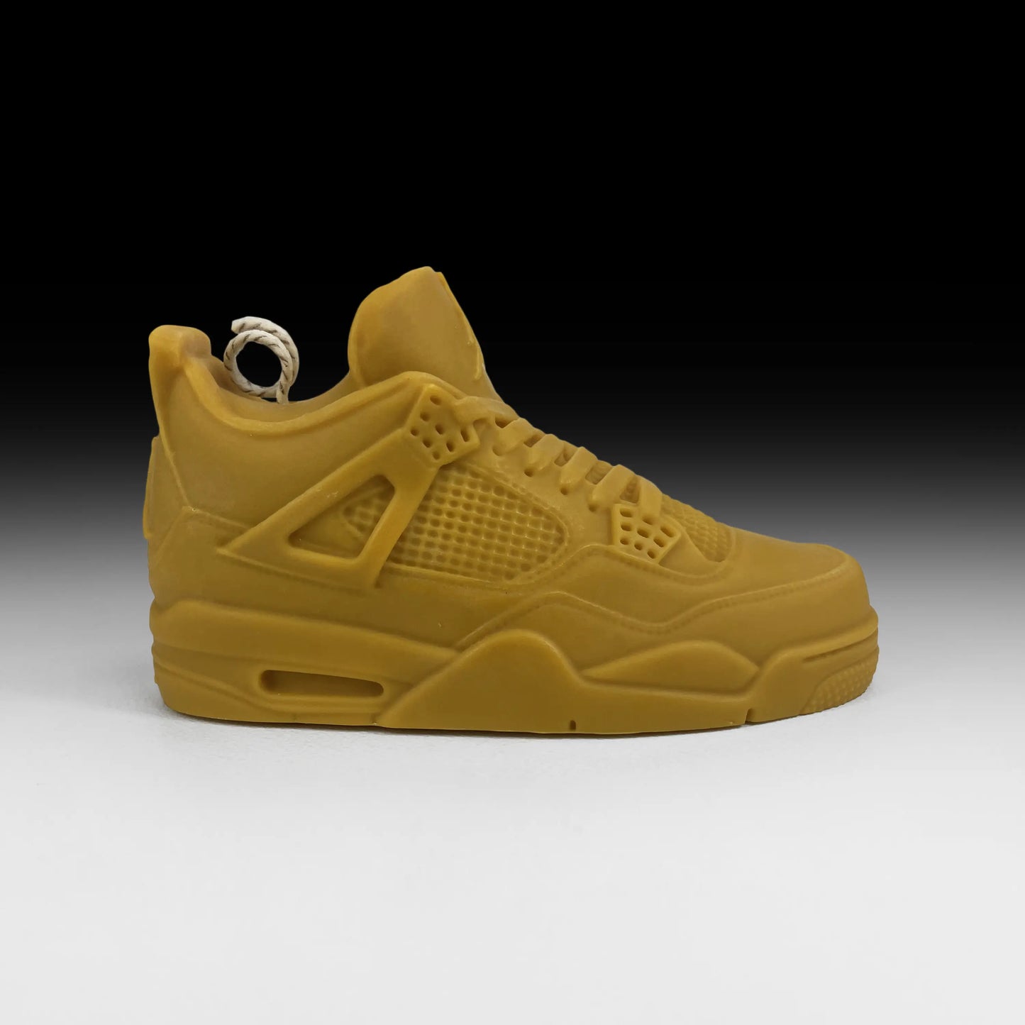 Bougie Sneaker AJ4 - Caramel