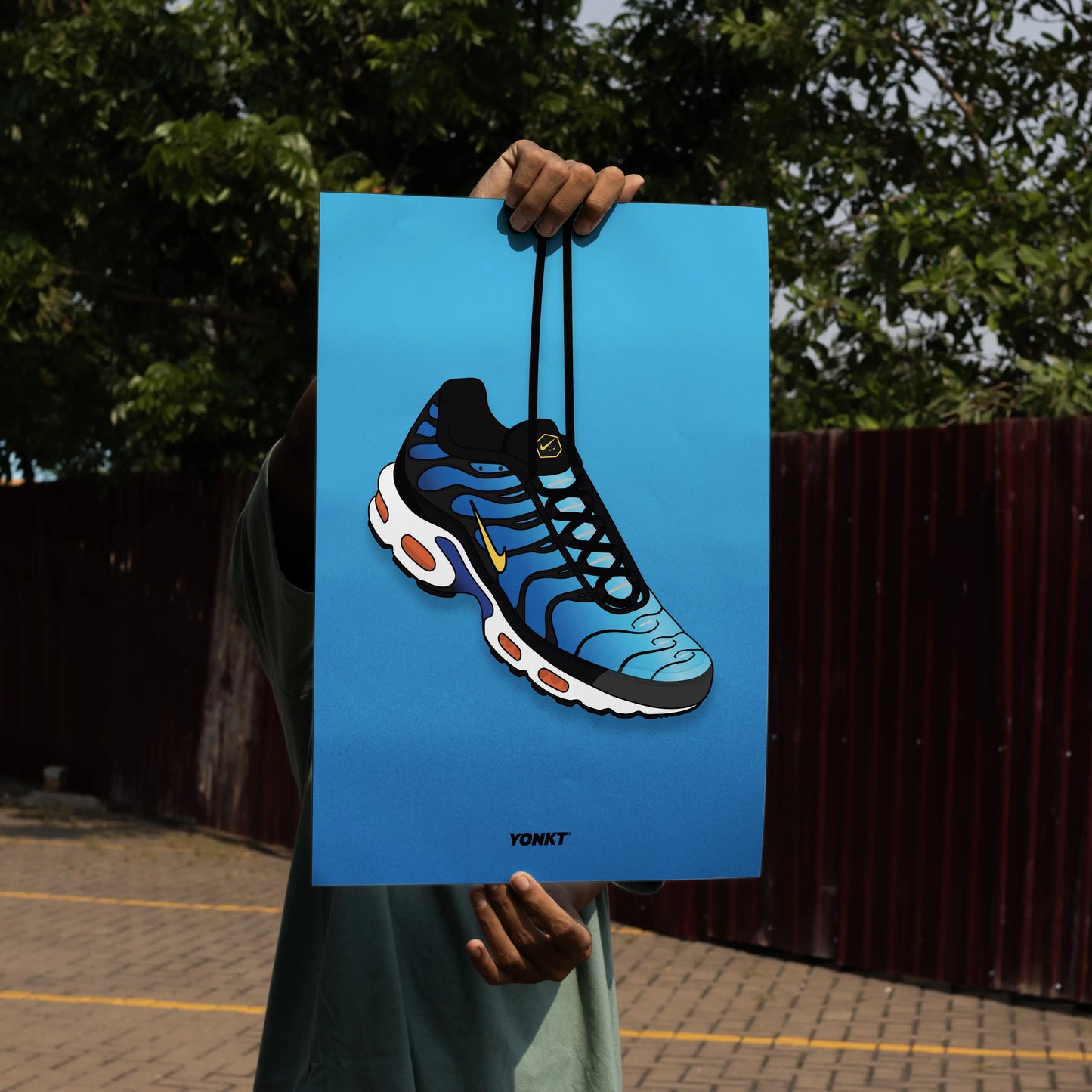 Artwork Nike Air Max Plus TN Hyper Blue